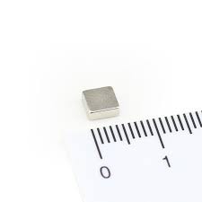 Micro NdFeB magnet 35UH 5x5x2mm NiCuNi magnetized through thickness